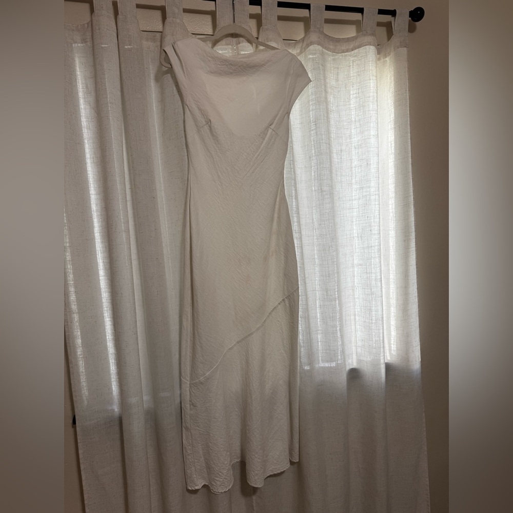 Selfie Leslie Classic White Wedding Dress